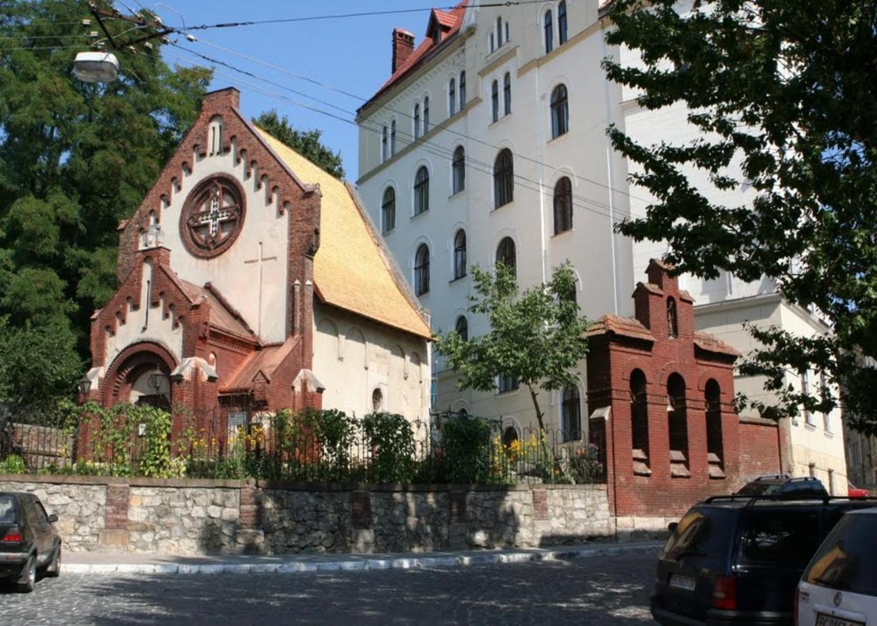 Міні-Апартаменти В Центрі Для 2-Х Гостей Lviv Kültér fotó